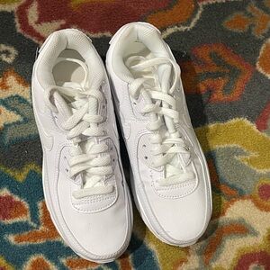 New Nike Air Max 90 Shoes Womens (Youth 4Y ) US Triple White Casual Sneakers